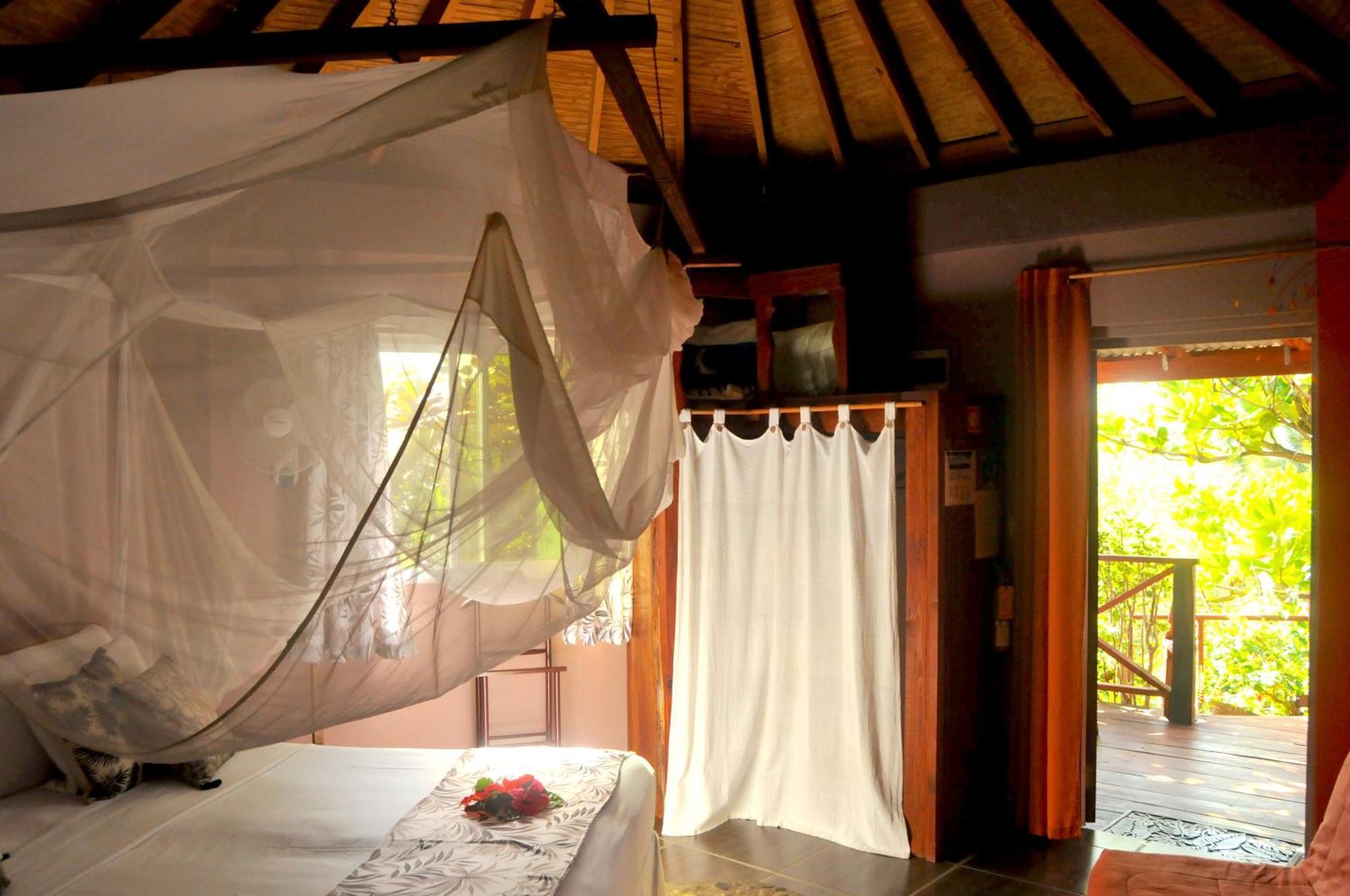 Mango Island Lodges Saint Joseph Extérieur photo