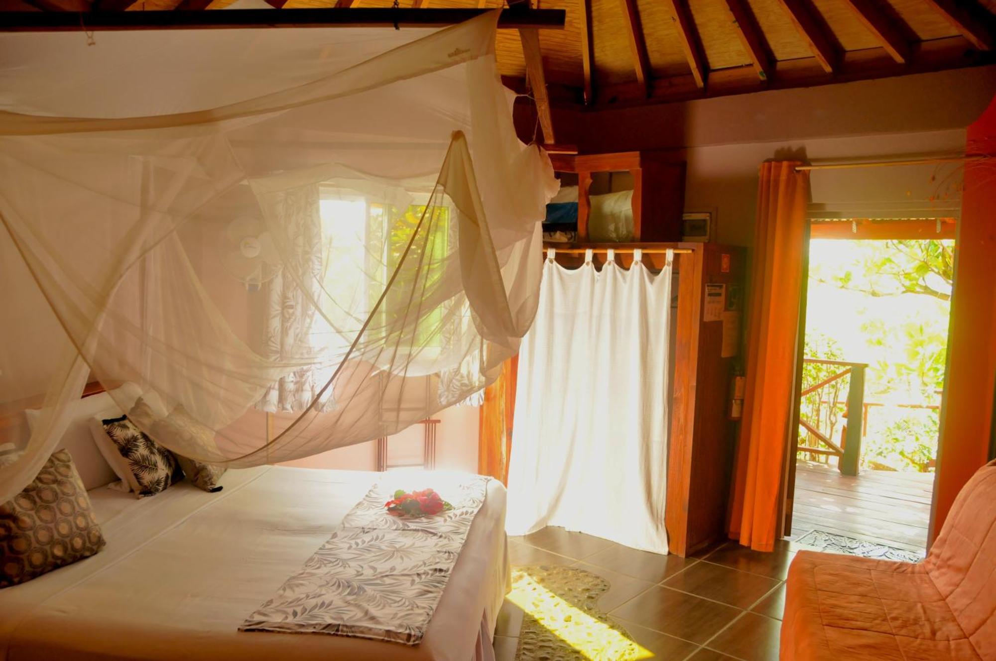 Mango Island Lodges Saint Joseph Extérieur photo