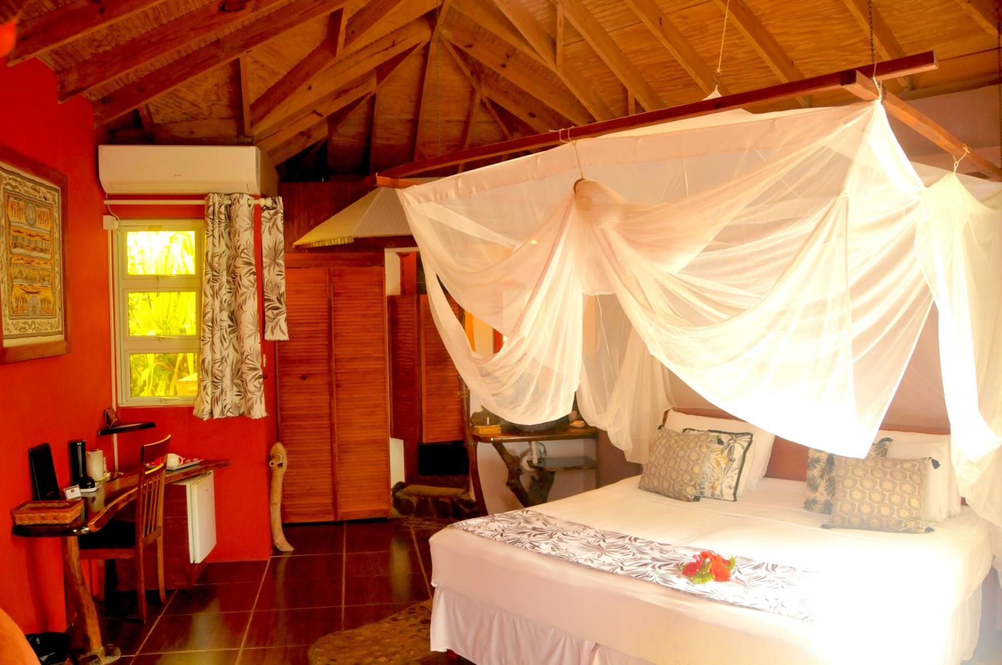 Mango Island Lodges Saint Joseph Extérieur photo