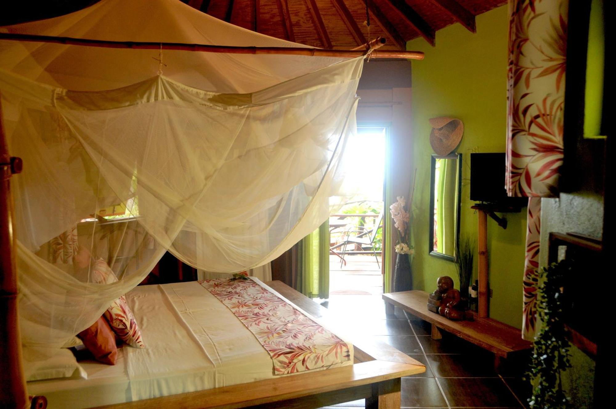 Mango Island Lodges Saint Joseph Extérieur photo